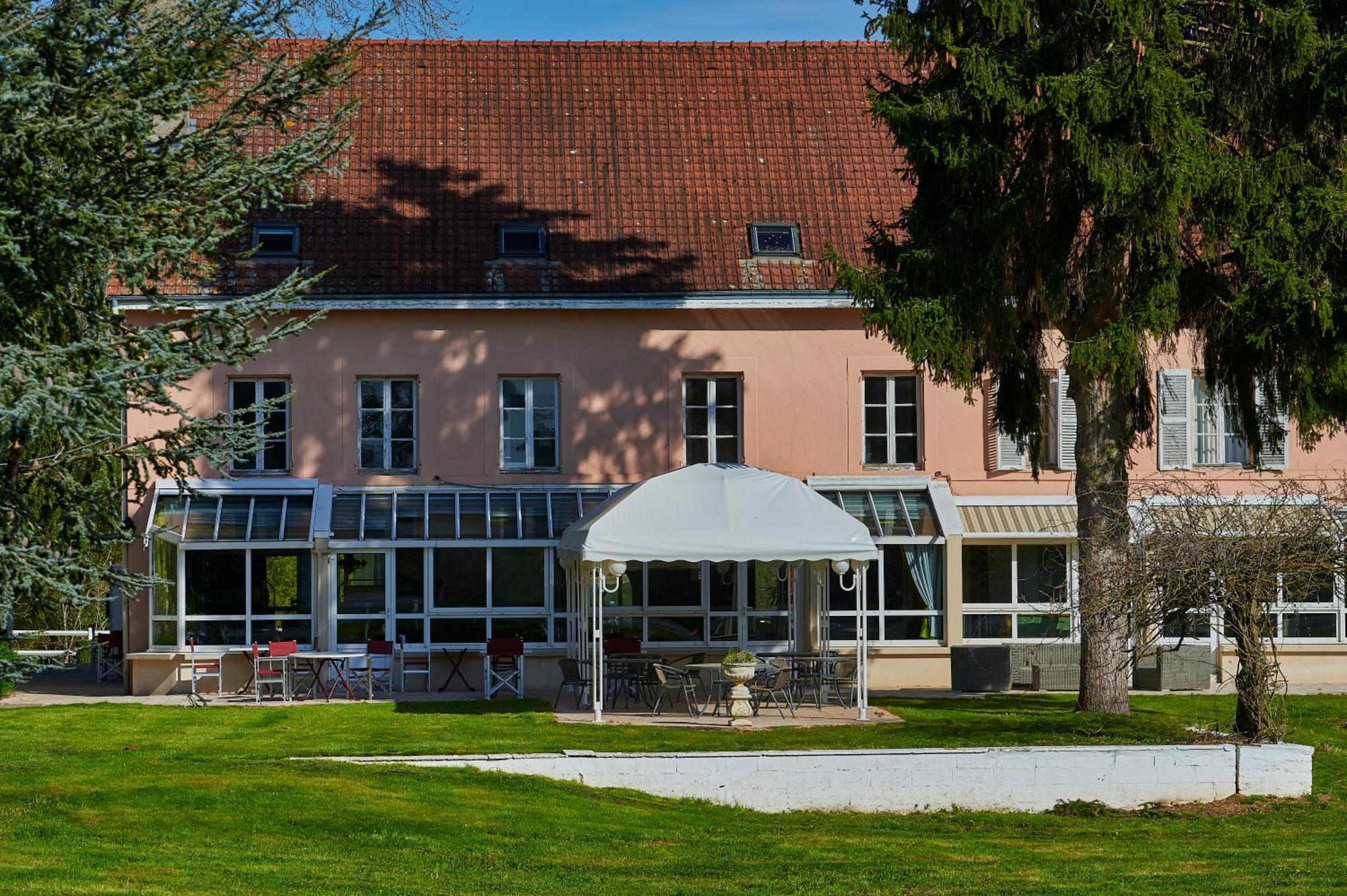 Logis Auberge Du Port バゼイユ エクステリア 写真